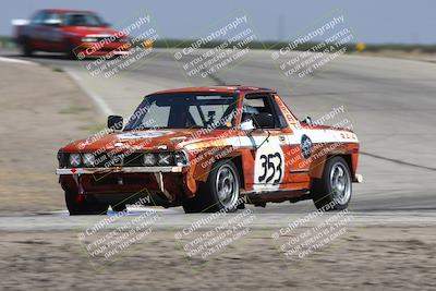 media/Sep-28-2025-24 Hours of Lemons (Sun) [[5dfe0e5f6e]]/12pm (Outside Grapevine)/
